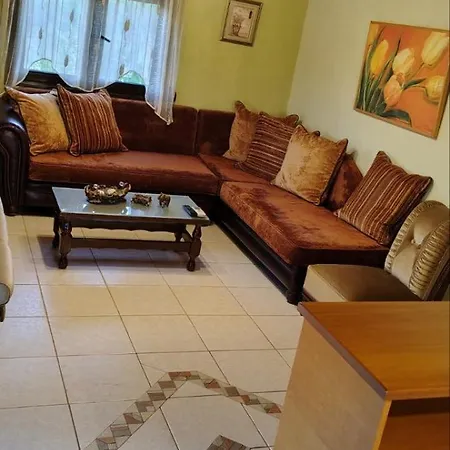 Erifily's House Tatil Evi *